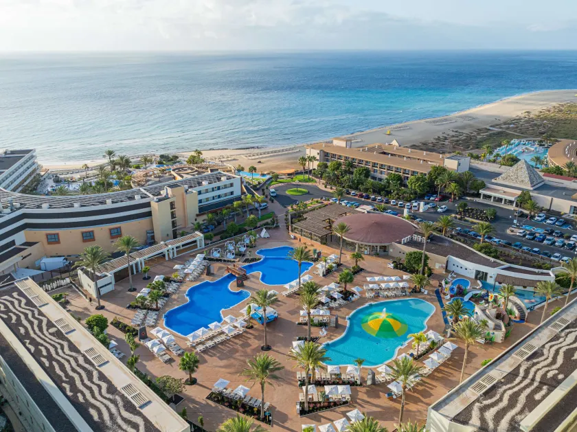 Iberostar Waves Gaviotas Park - Image 1