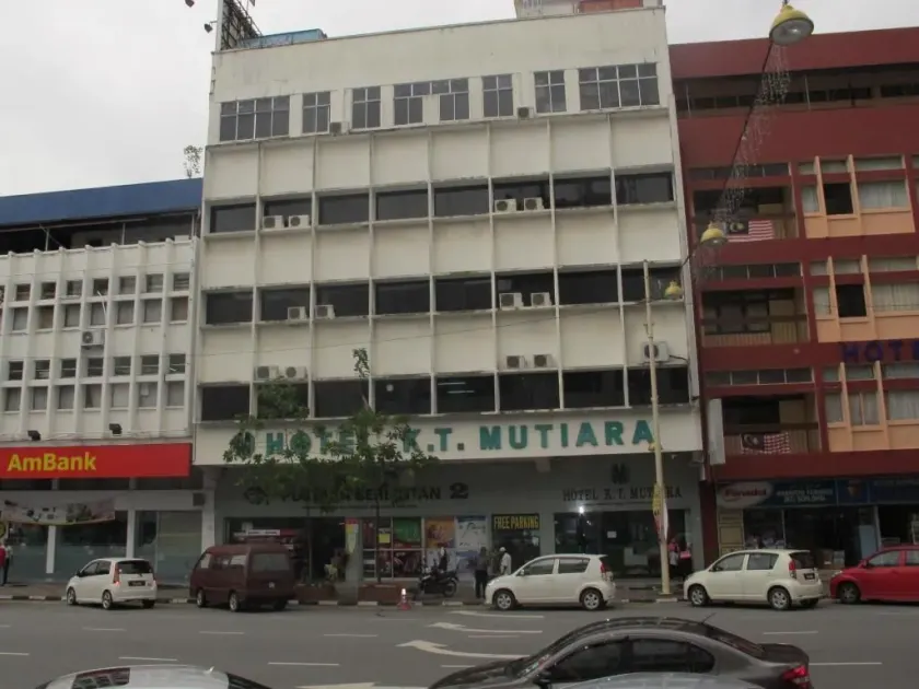 Hotel K T Mutiara - Image 1