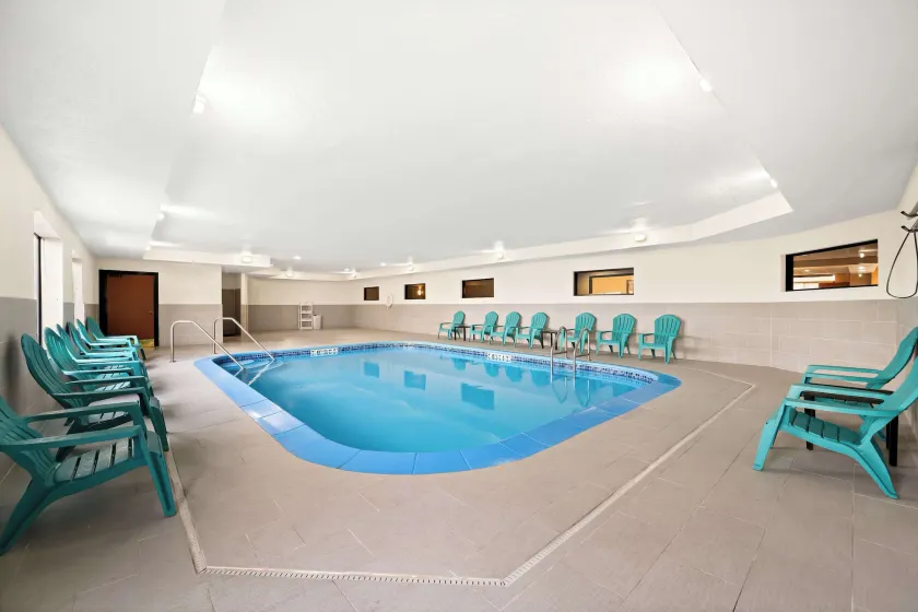 Comfort Inn & Suites Decatur - Forsyth - Image 1