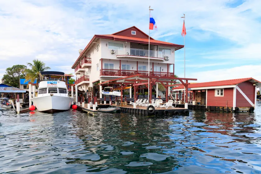 Divers Paradise Boutique Hotel - Image 1