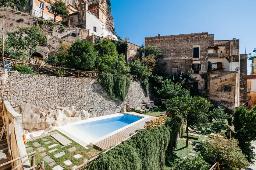 Amalfi Resort Rooms with pool - Image 1
