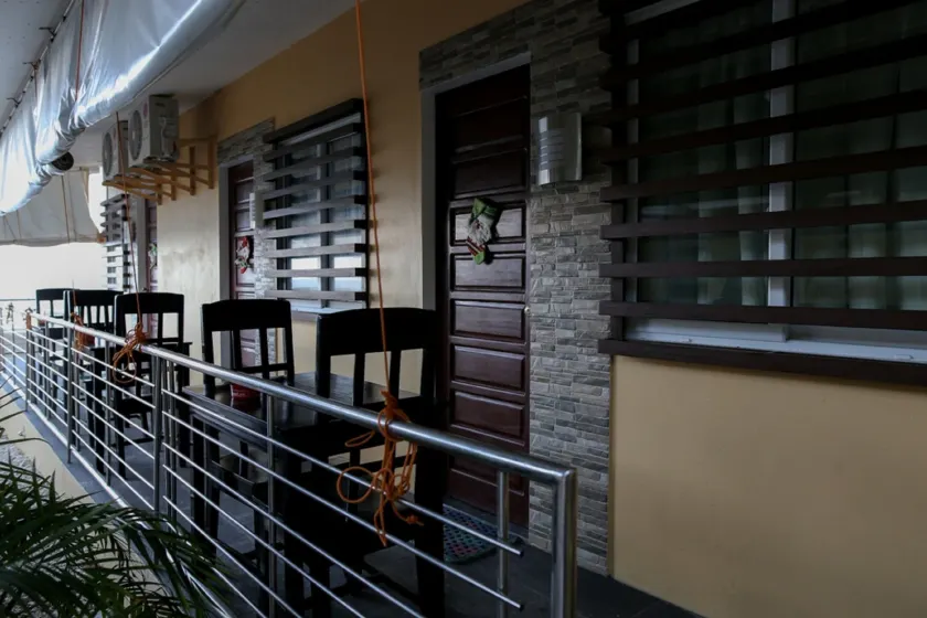 Luzmin BH - Beachfront Cottages - Image 1