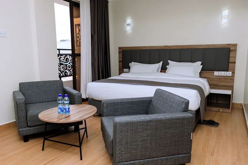 Canopy View Hotel - Image 1