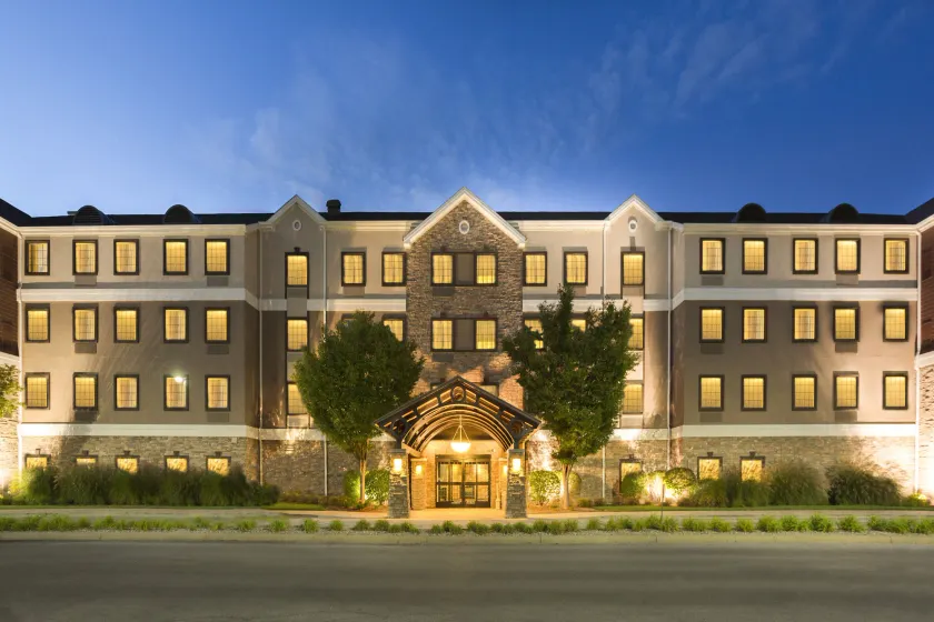 Staybridge Suites Toledo/Maumee by IHG - Image 1