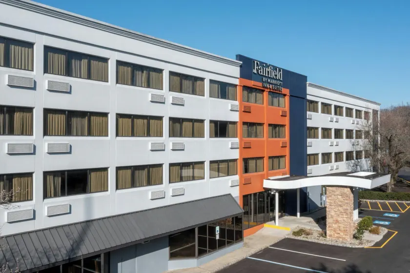 Fairfield Inn & Suites Parsippany - Image 1
