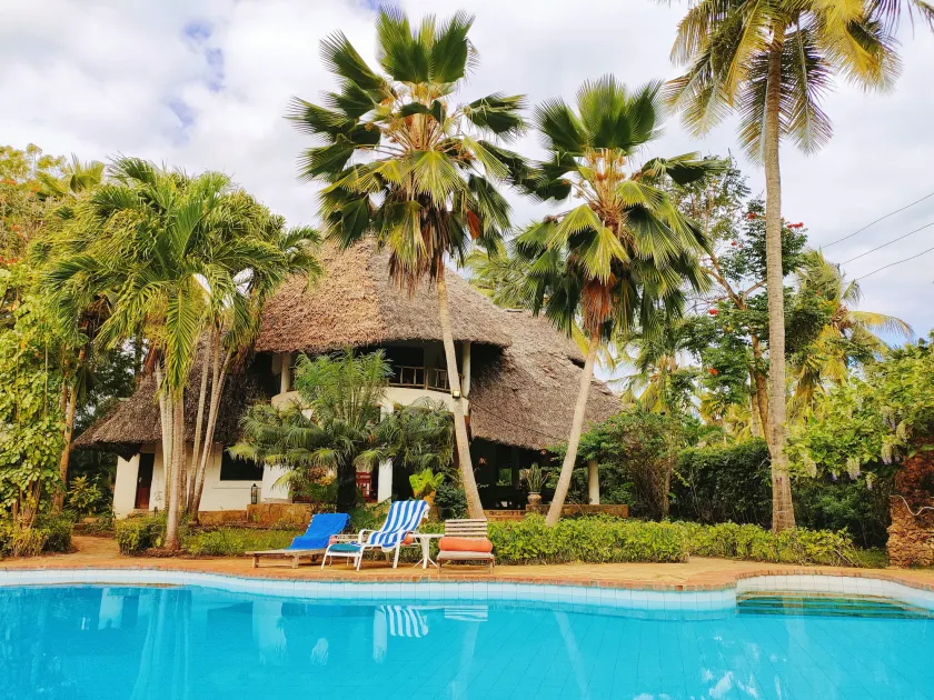 Upani in Diani - Image 1