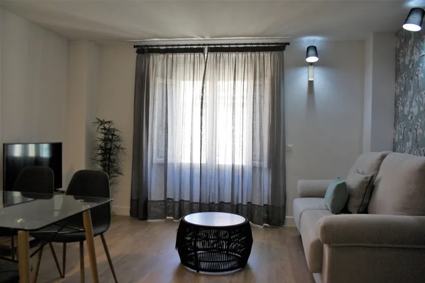 Duplex Merced10 3G Terraza - Image 1