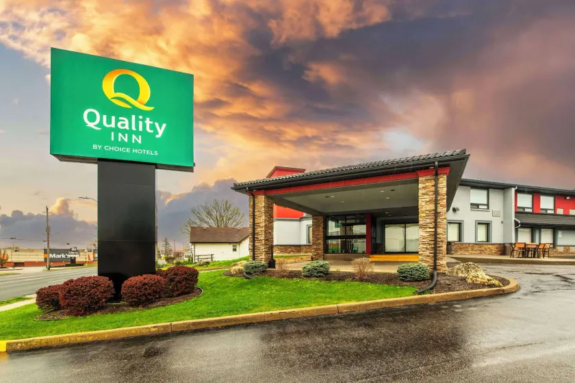 Quality Inn - Image 1