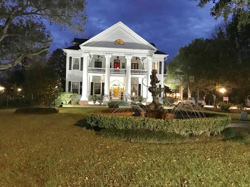 Historic Michabelle Inn - Image 1