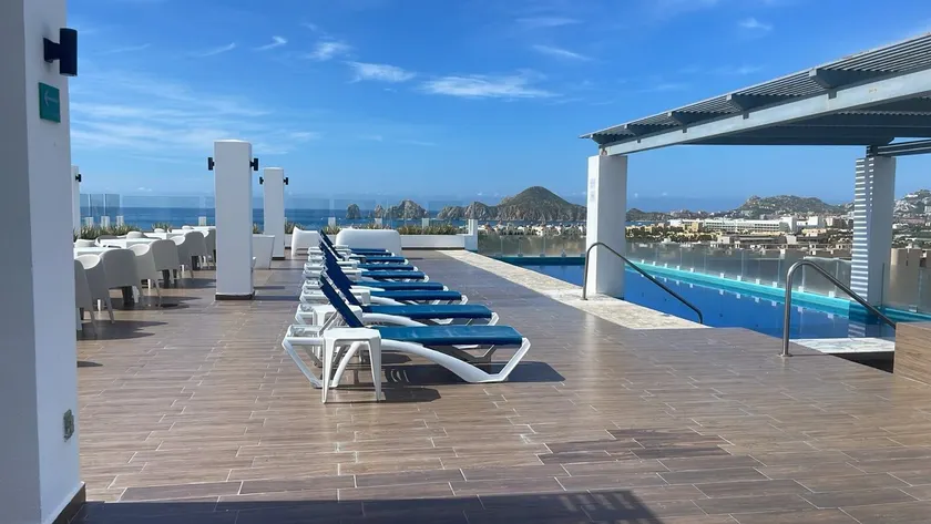 Comfort Inn & Suites Los Cabos - Image 1