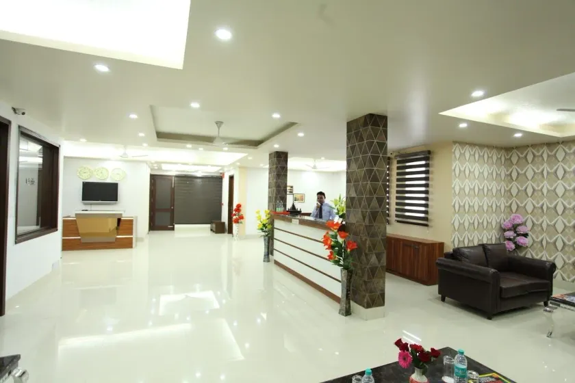 Hotel HC Grand near Indraprastha Apollo Hospital - Image 1