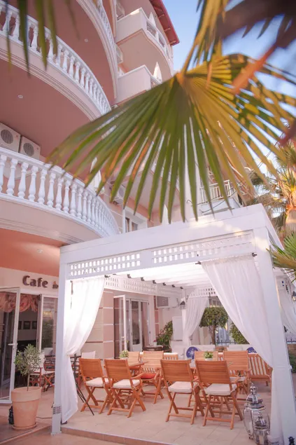 Hotel Vizantio - Image 1