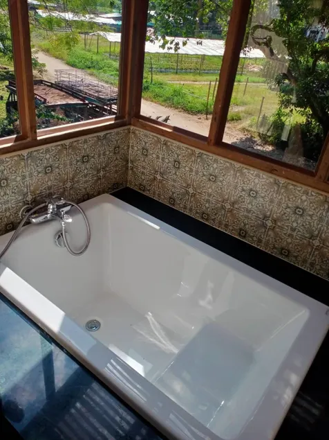 Private Wooden Pool Villa in Mae Rim for 4-6 Guests - Image 1