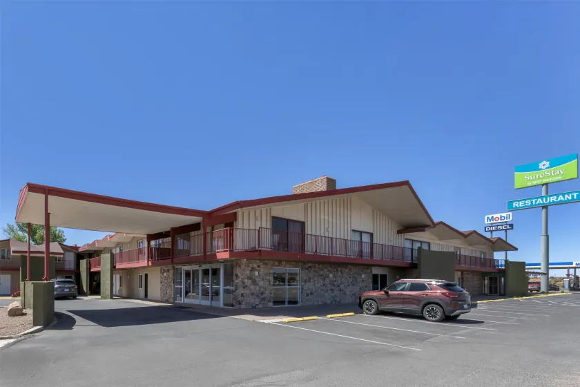 SureStay by Best Western Chambers Petrified Forest - Image 1