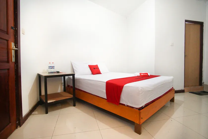 RedDoorz near Mal Abepura - Image 1