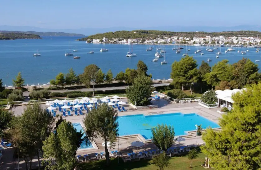 AKS Porto Heli Hotel - Image 1