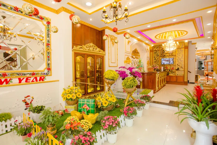 King Hotel Quang Ngai - Image 1