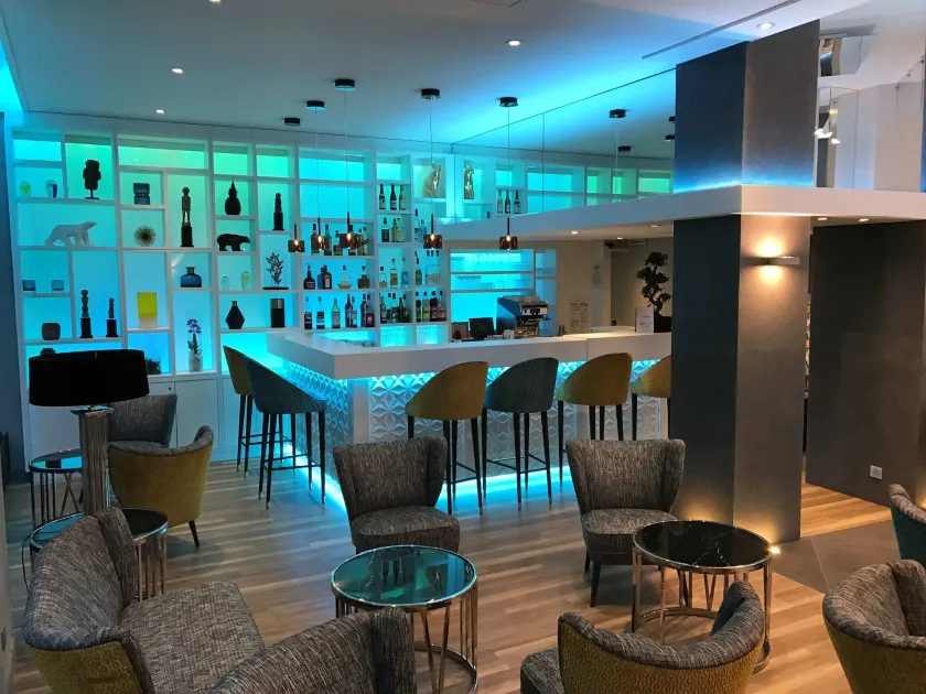 Best Western Plus Hotel Carlton Annecy - Image 1