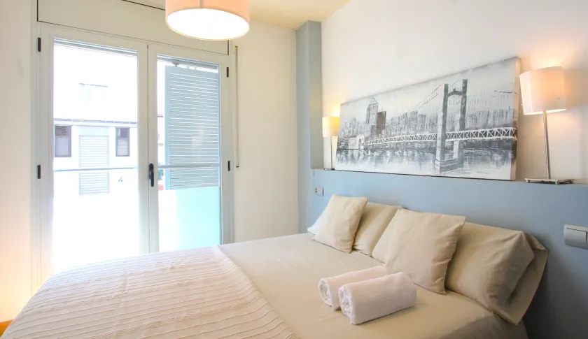 Apartamento con 2 dormitorios para 3 personas - Image 1