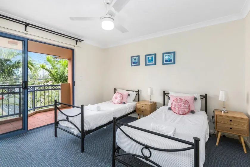 Bella Mare Coolangatta Beachside Apartments - Værelse