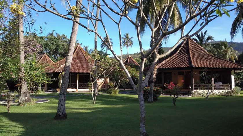 mascot hotel senggigi - Image 1