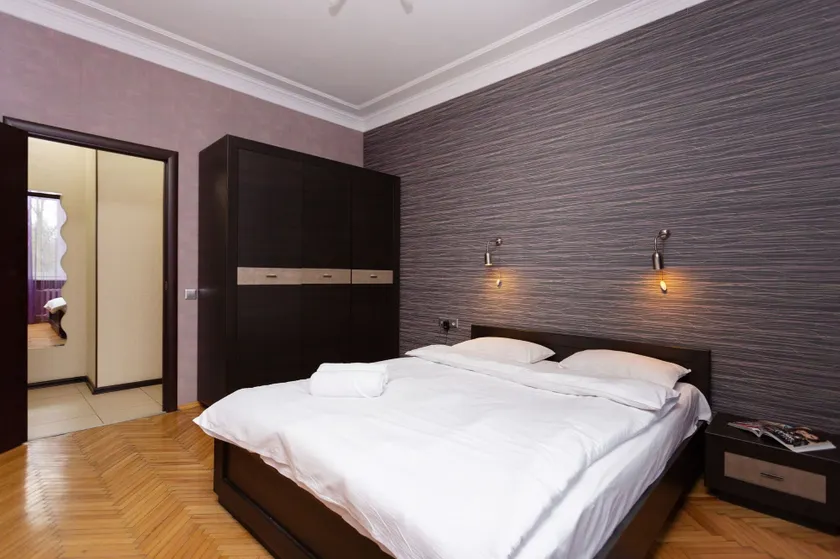 Comfortable apartments on Kirova - Image 1