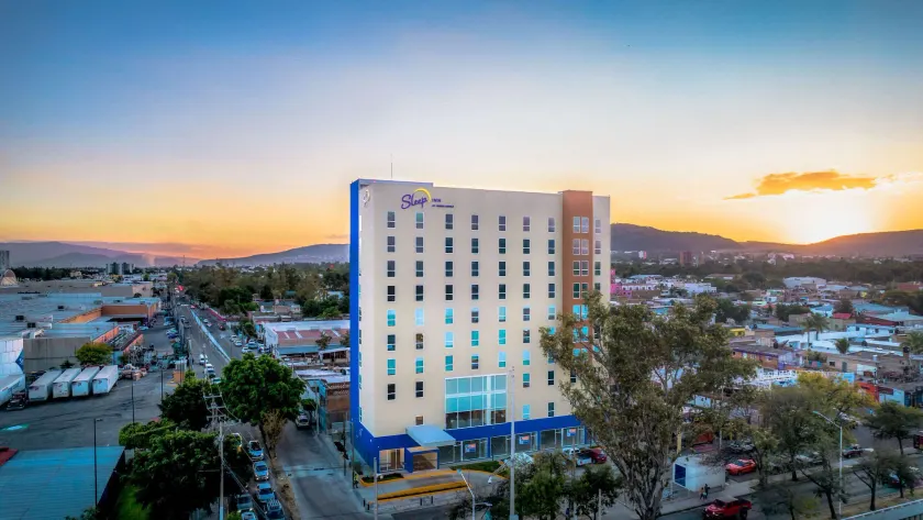 Sleep Inn Guadalajara Galerias - Image 1