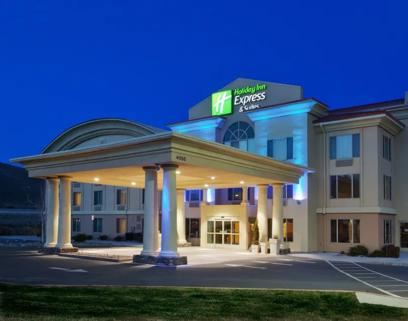 Holiday Inn Express Hotel & Suites Carson City by IHG - Image 1
