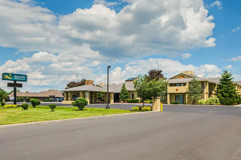 Quality Inn & Suites Frostburg-Cumberland - Image 1