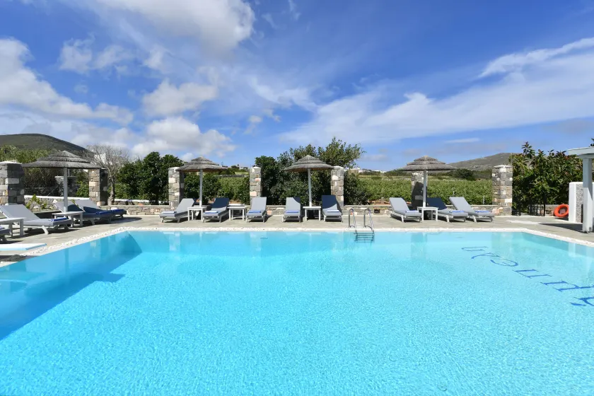 Agrabeli Paros - Image 1