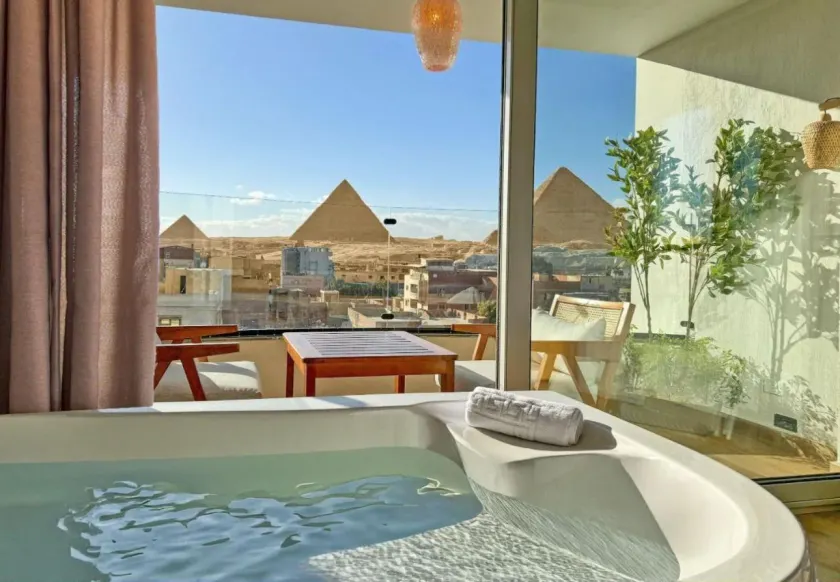 Galaxy Pyramids View INN - Image 1
