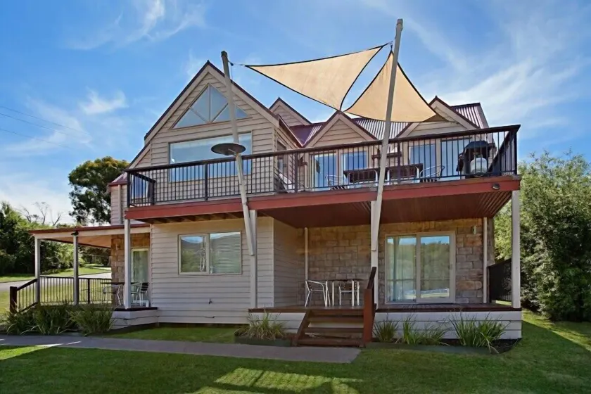 Jarrah Lodge - Sleeps 10 - Merrijig - Image 1
