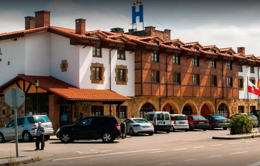 Hotel Cueli - Image 1
