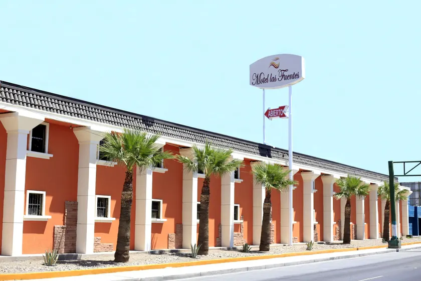 Motel Las Fuentes - Image 1