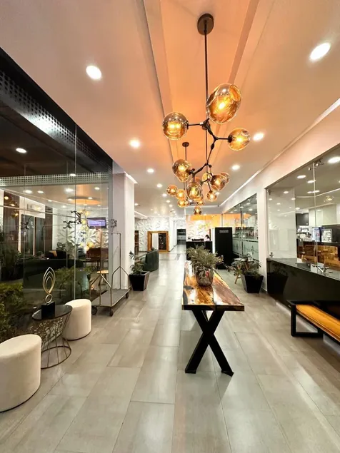 Hotel Bugari Aeropuerto Guadalajara - Image 1