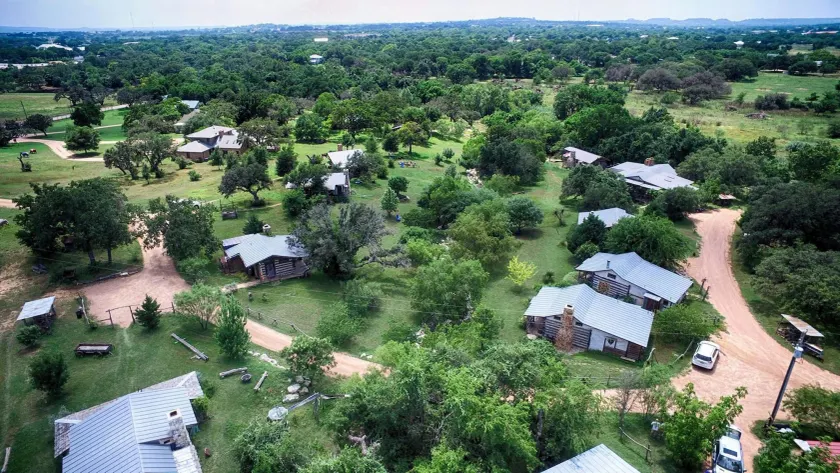 Barons CreekSide Resort - Image 1