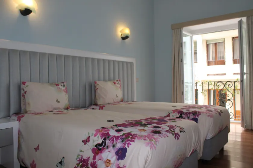 Grande Oceano Guest House - Image 1
