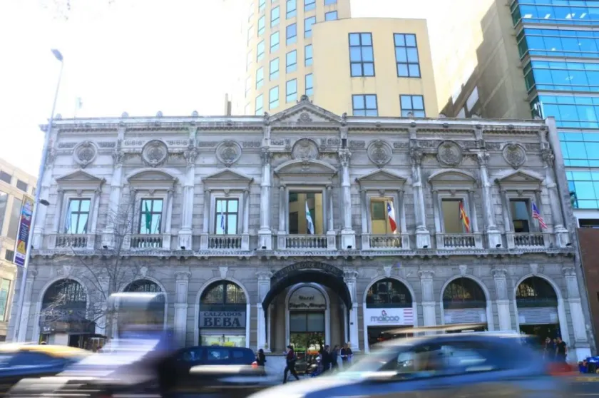 Hotel Diego de Almagro Santiago Centro - Image 1
