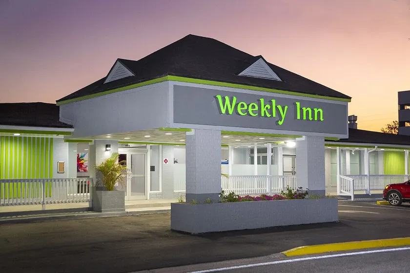 Weekly Inn - Image 1