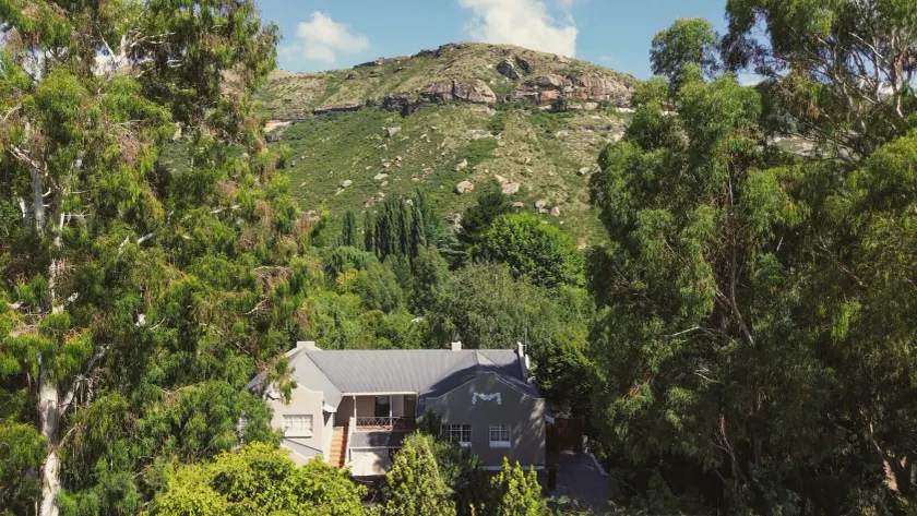 Patcham Place, Clarens - Image 1