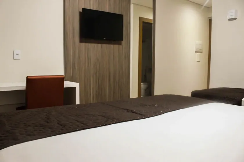 Hotel Caju de Ouro - Image 1