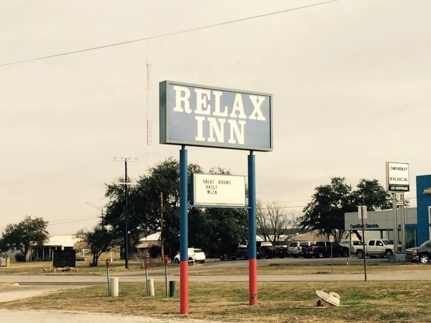 Relax Inn Goldthwaite - Image 1