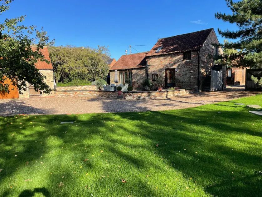 Fair Lea Barn - Image 1