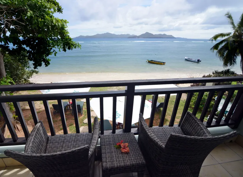 Le Relax Beach House - Image 1