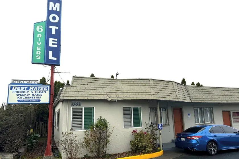 6 Rivers Motel Fortuna near Hwy 101 - Image 1