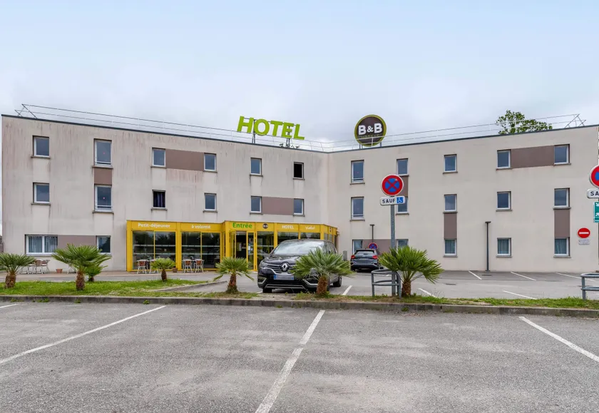 B&B HOTEL Yvetot - Image 1