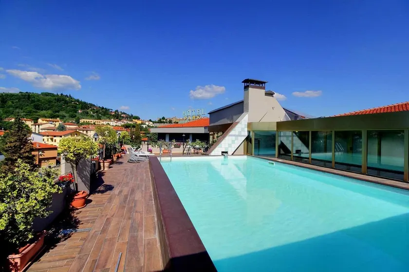 Hotel Park - Image 1
