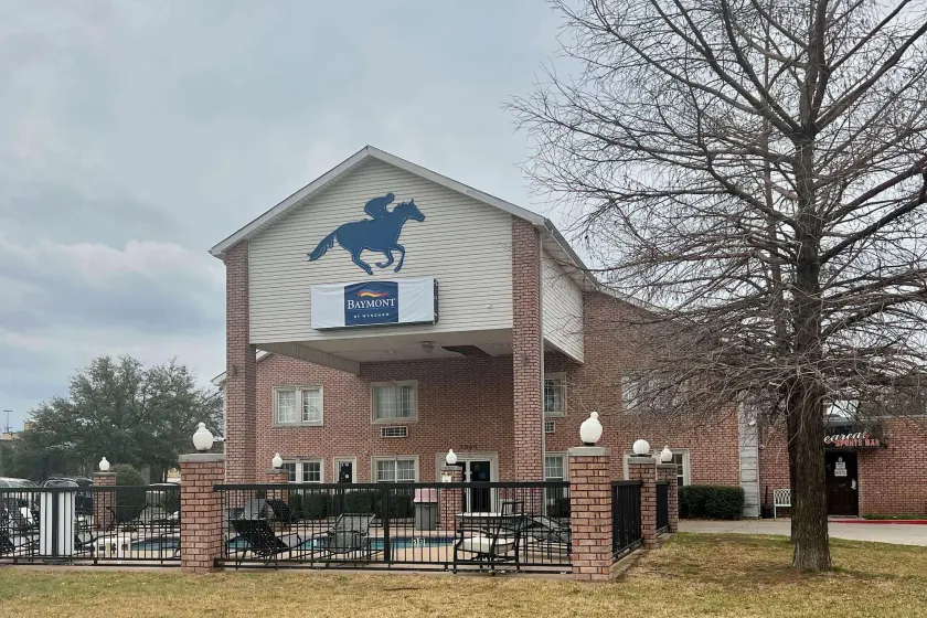 Baymont by Wyndham Willow Park - Image 1