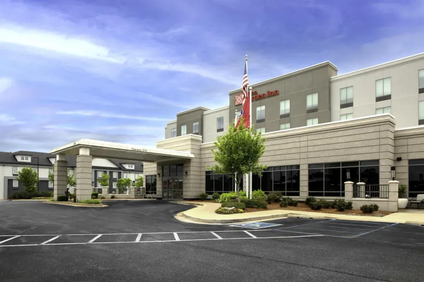 Hilton Garden Inn Jackson - Image 1