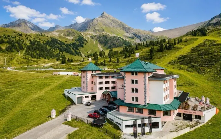 Hotel Alpenrose Sport & Aktiv - Image 1